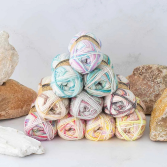 Scheepjes stone washed minerals Amtetrine Breeze