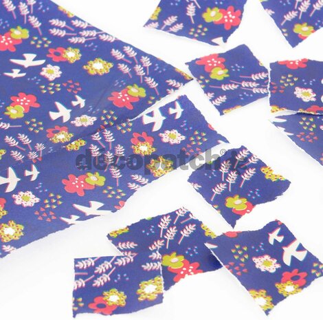 Decopatch papier Blauw vrolijke bloemenprint